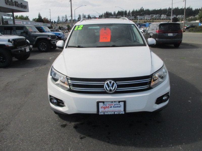 2012 Volkswagen Tiguan Image 3