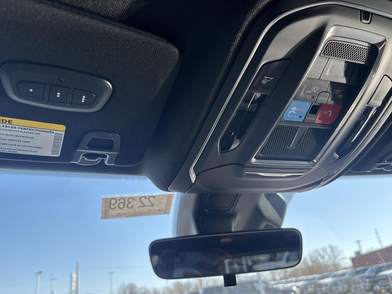 New 2025 Jeep Grand Cherokee Limited 4x4Image 39