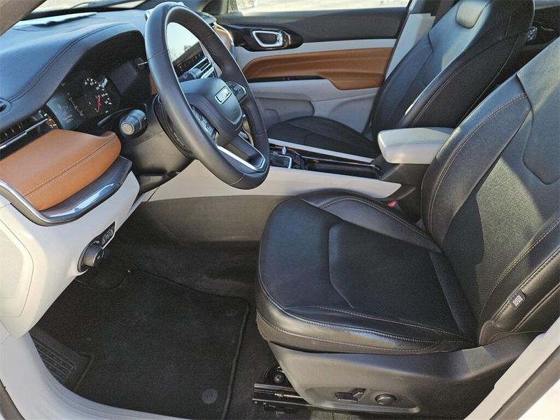 2023 Jeep Compass LimitedImage 25