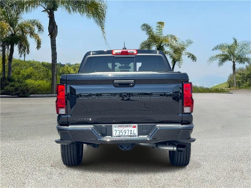 Used 2024 Chevrolet Colorado 2WD Crew Cab LT