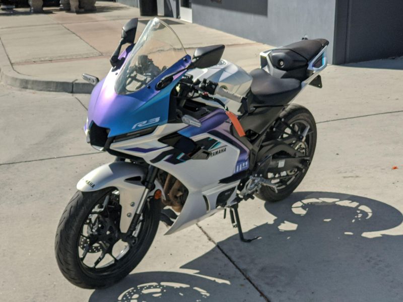 Used 2025 Yamaha YZF-R3 ABS CA Image 13