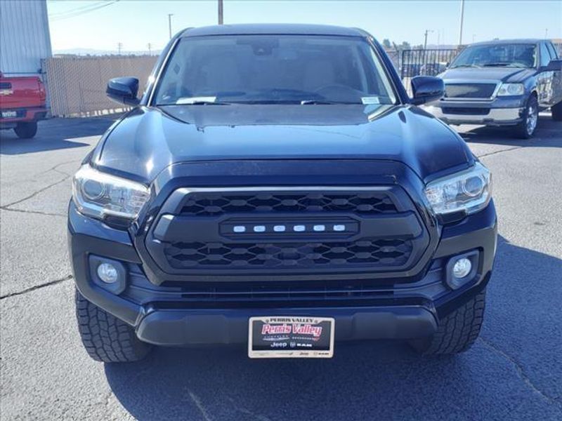 2018 Toyota Tacoma SR5Image 2