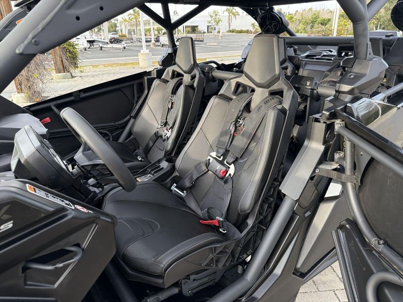 New 2025 Can-Am MAVERICK X3 MAX X RS TURBO RR SMART-SHOX Image 24