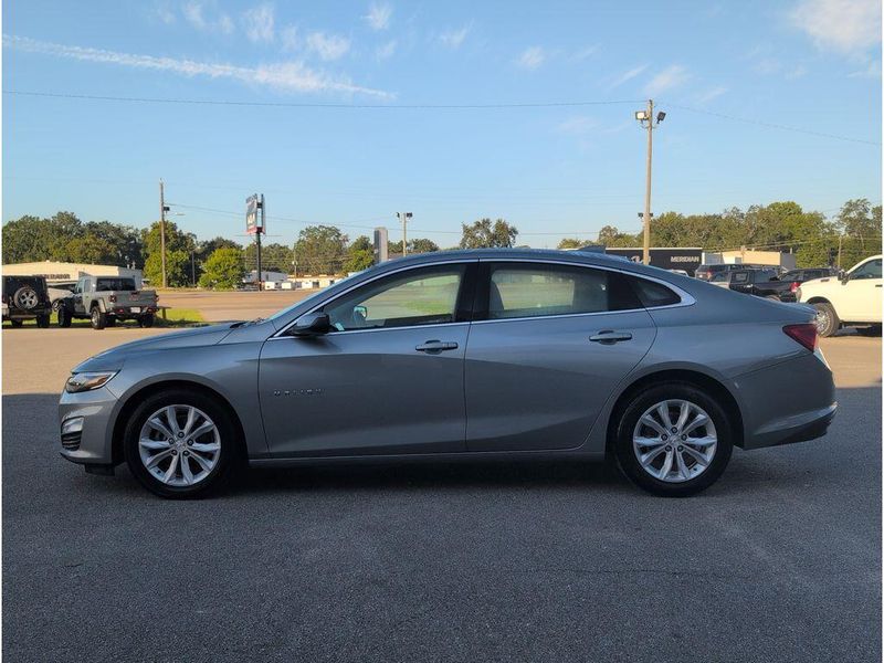 Used 2024 Chevrolet Malibu LTImage 2