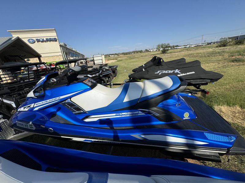 2017 Yamaha FX SVHO AZURE BLUE Image 6