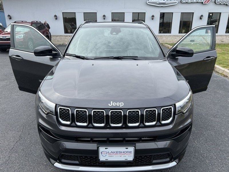 2023 Jeep Compass Limited 4x4Image 33