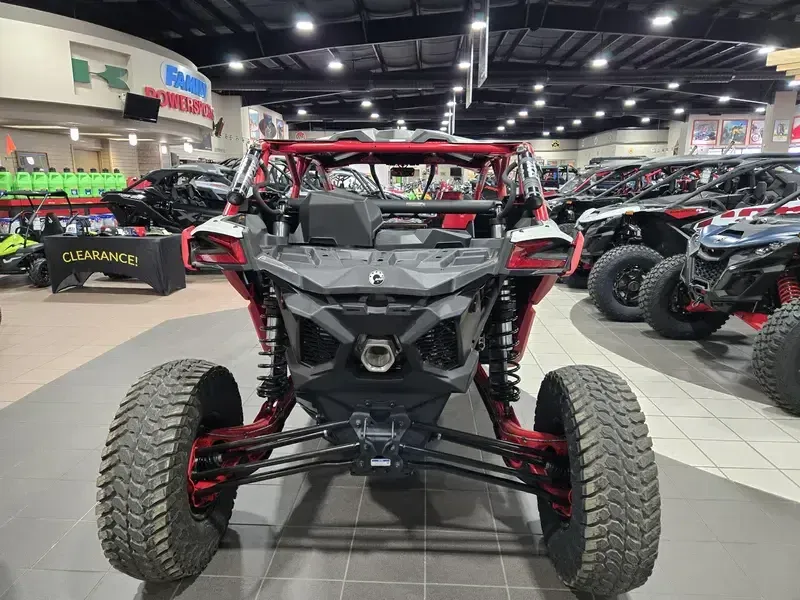 2025 Can-Am MAVERICK X3 MAX X RC TURBO RR HYBRID WHITE AND LEGION REDImage 15