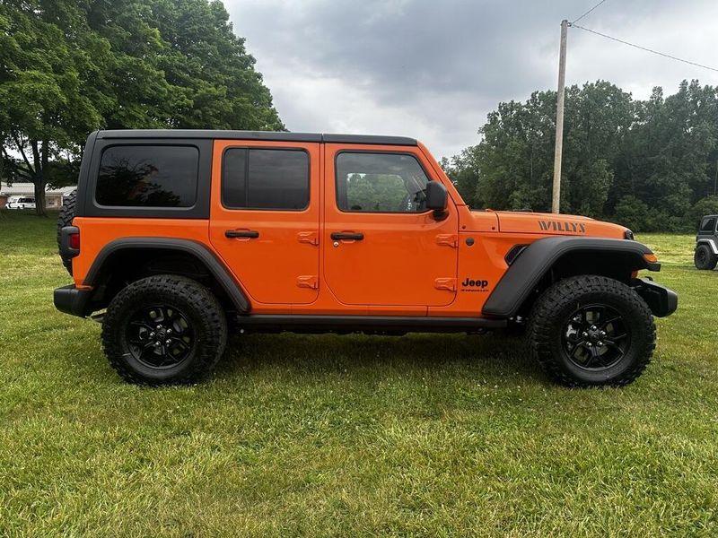 2025 Jeep Wrangler Unlimited Willys photo 2