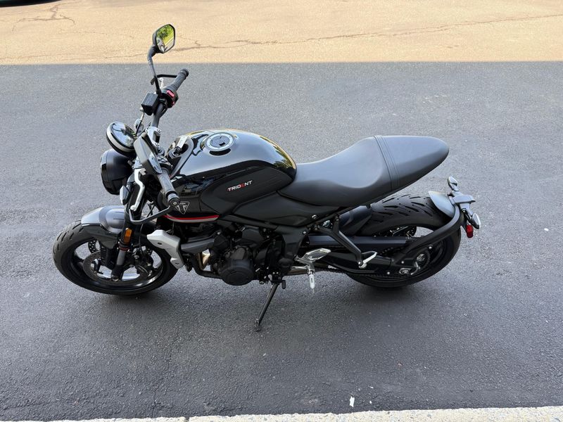 2023 Triumph Trident 660Image 2