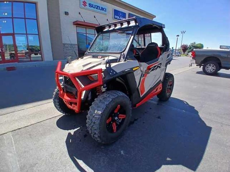 2025 Polaris RZR TRAIL ULTIMATE 