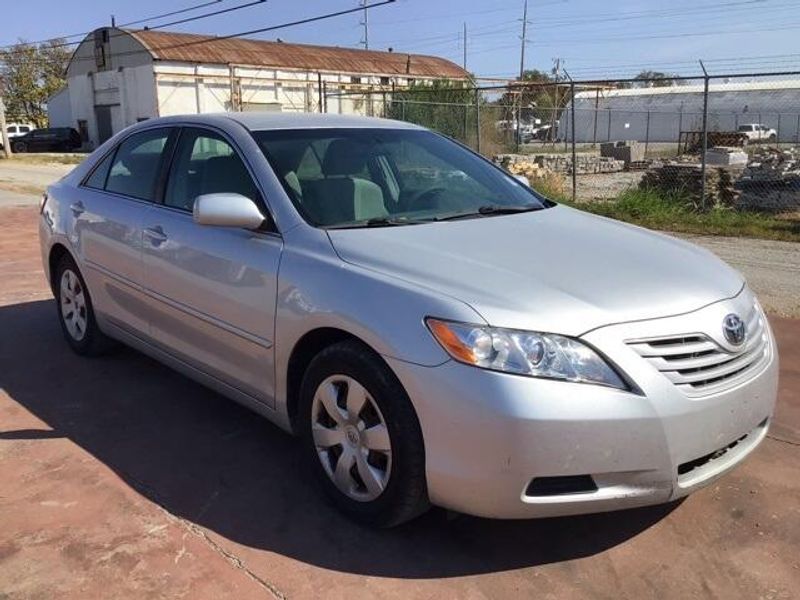 2009 Toyota Camry LEImage 7