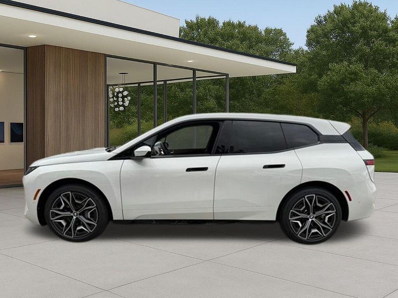 New 2026 BMW iX xDrive45Image 13