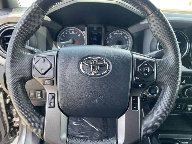 2020 Toyota Tacoma TRD SportImage 29