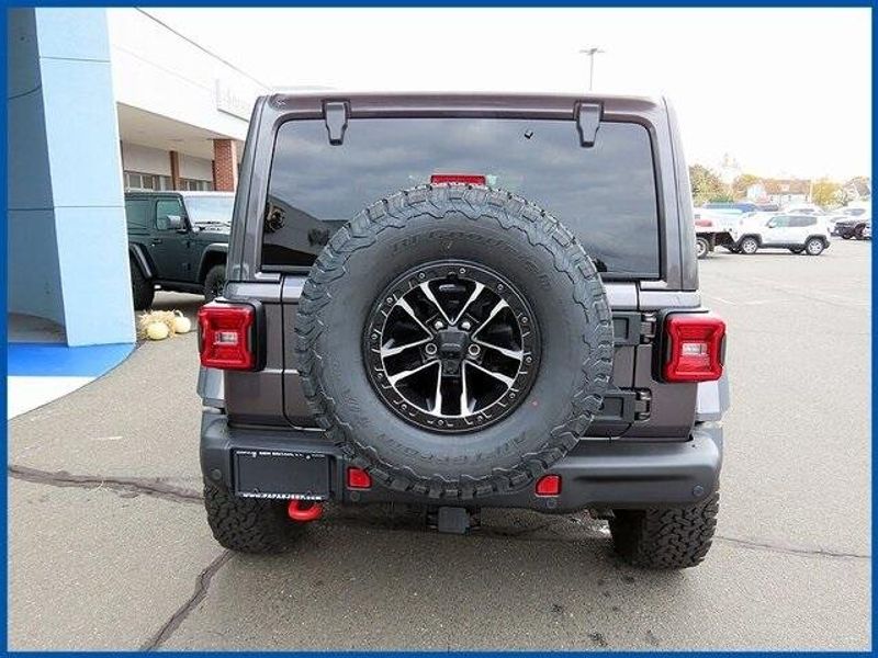 2026 Jeep Wrangler Unlimited Rubicon X photo 4