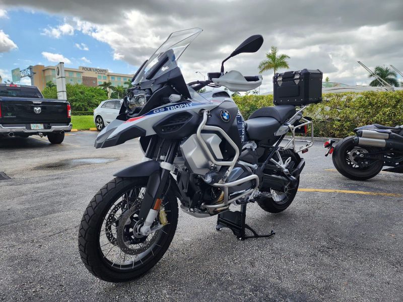 2023 BMW R 1250 GS Adventure Image 3