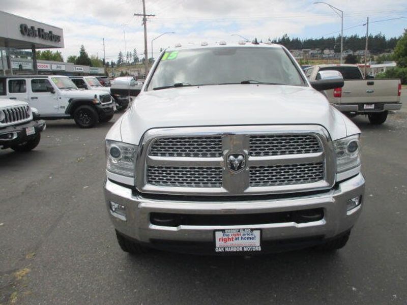 2015 RAM 3500 LaramieImage 3