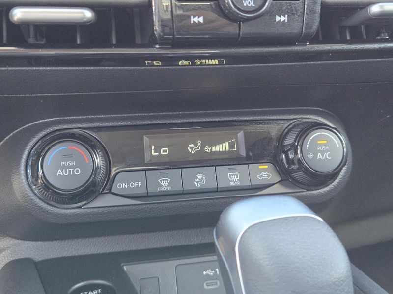 Used 2026 Nissan Kicks SV FWD