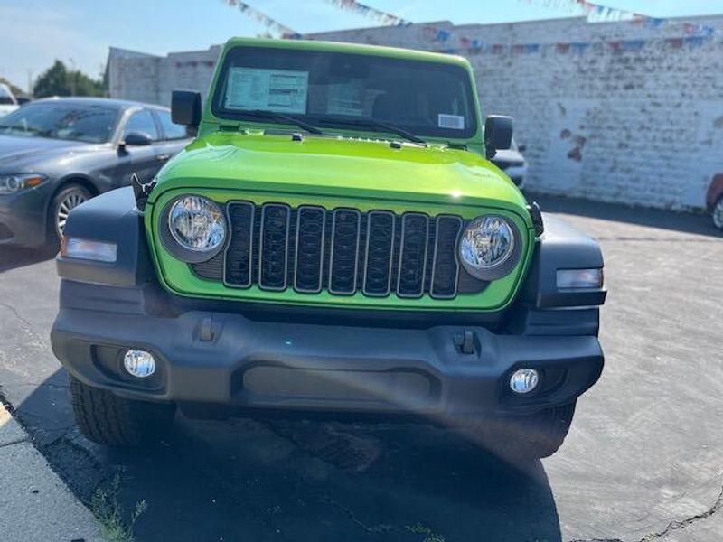 2025 Jeep Wrangler 4-door Sport SImage 3