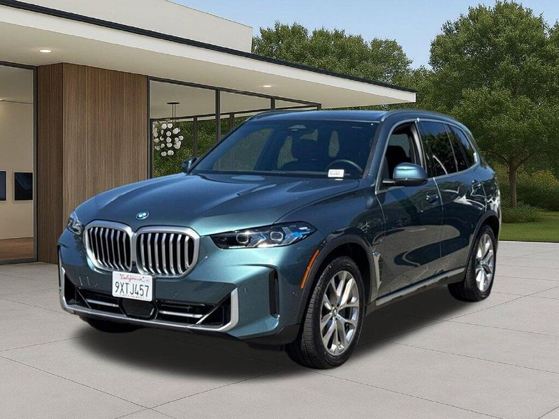 Used 2026 BMW X5 xDrive50eImage 2