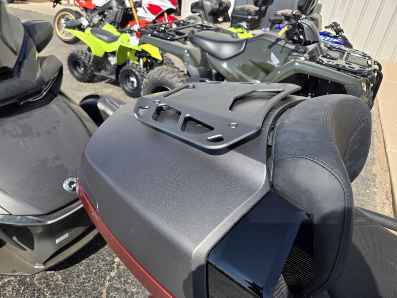 NEW 2026 CAN-AM SPYDER F3 LIMITED SPECIAL SERIES Image 15