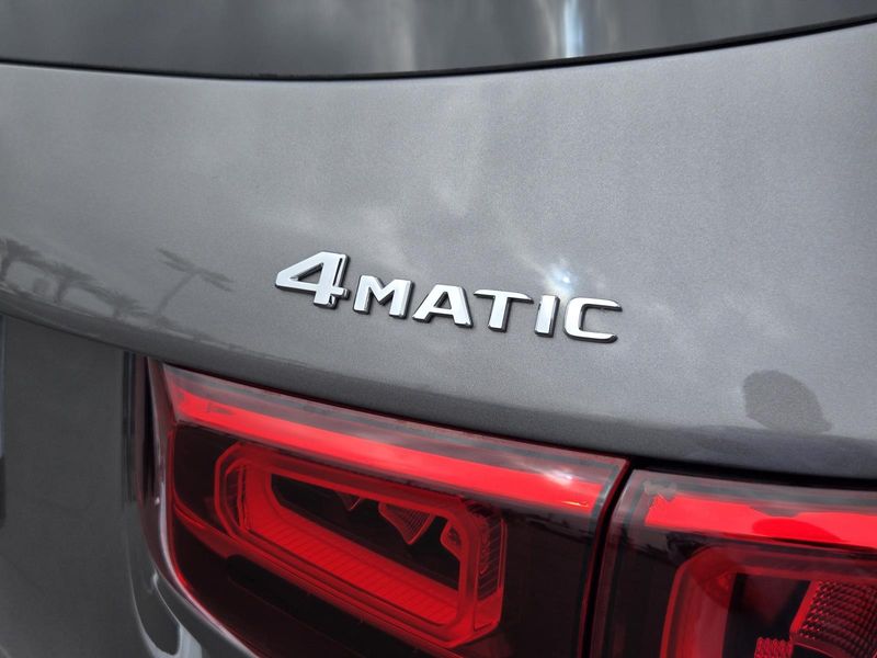 Used 2022 Mercedes-Benz GLB 250 4MATIC SUV