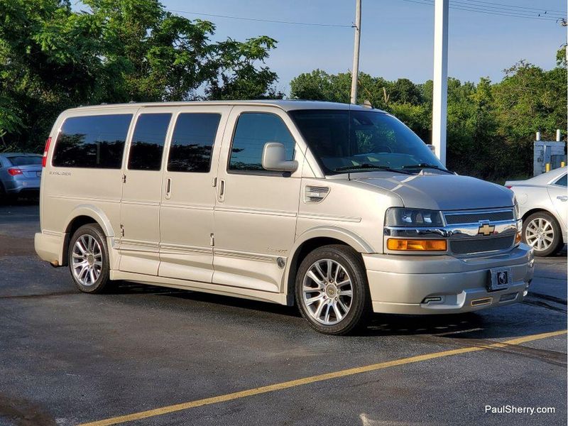 Used 2019 Chevrolet Express 2500 Image 8