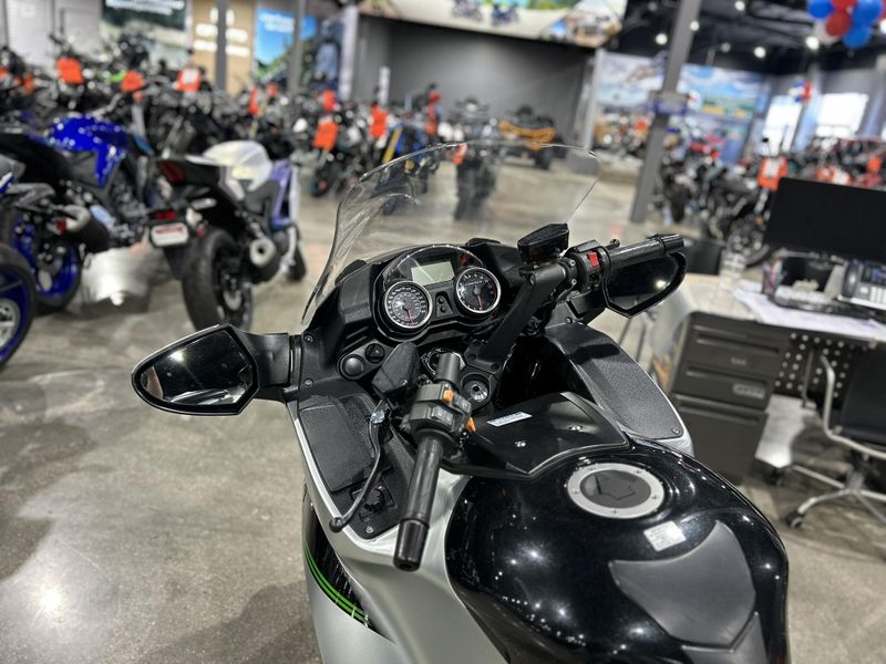 Used 2020 Kawasaki CONCOURS 14 ABS Image 21