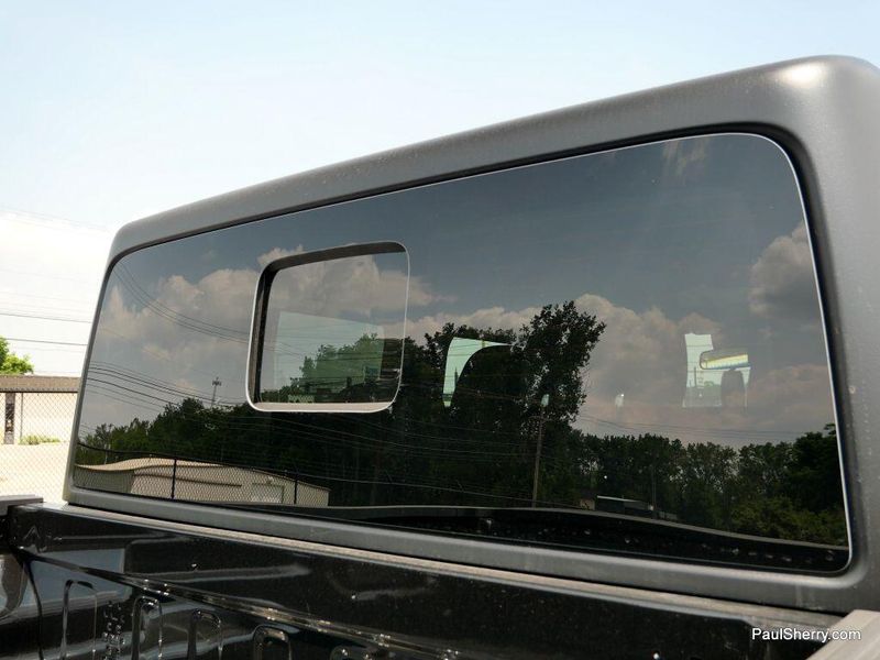 New 2025 Jeep Gladiator Willys 4x4