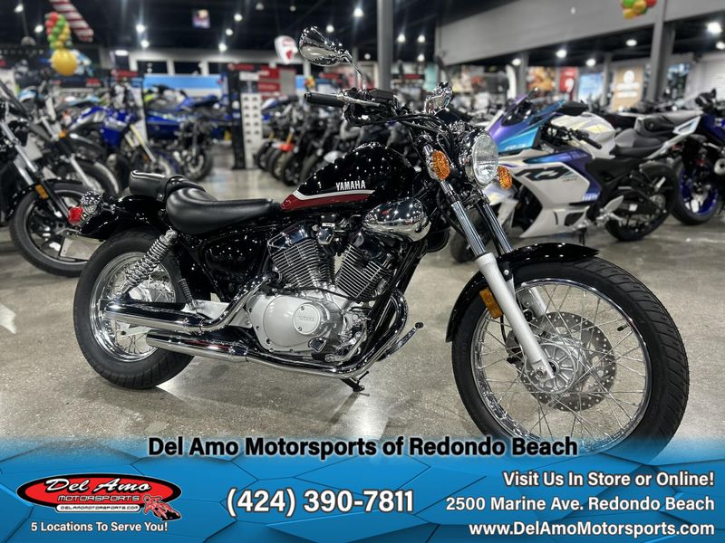 2025 Yamaha V STAR 250 Image 2