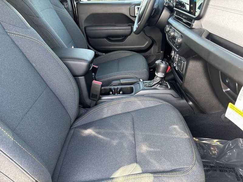 New 2026 Jeep Wrangler 4-door SportImage 12