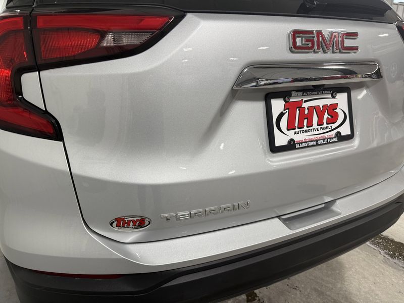 Used 2020 GMC Terrain SLEImage 5