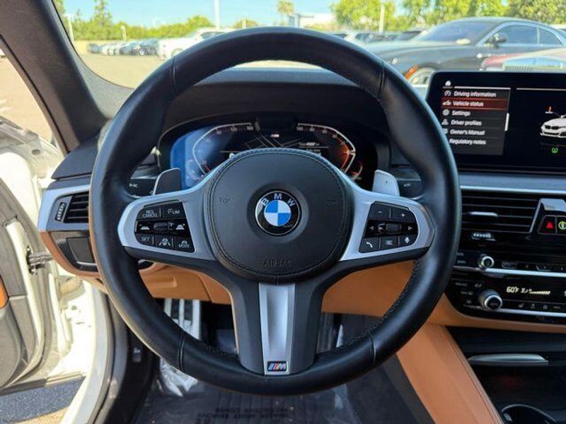 Used 2023 BMW 5 Series 540iImage 20