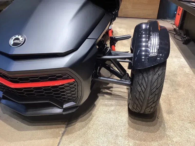 2024 Can-Am SPYDER F3S MONOLITH BLACK SATINImage 4