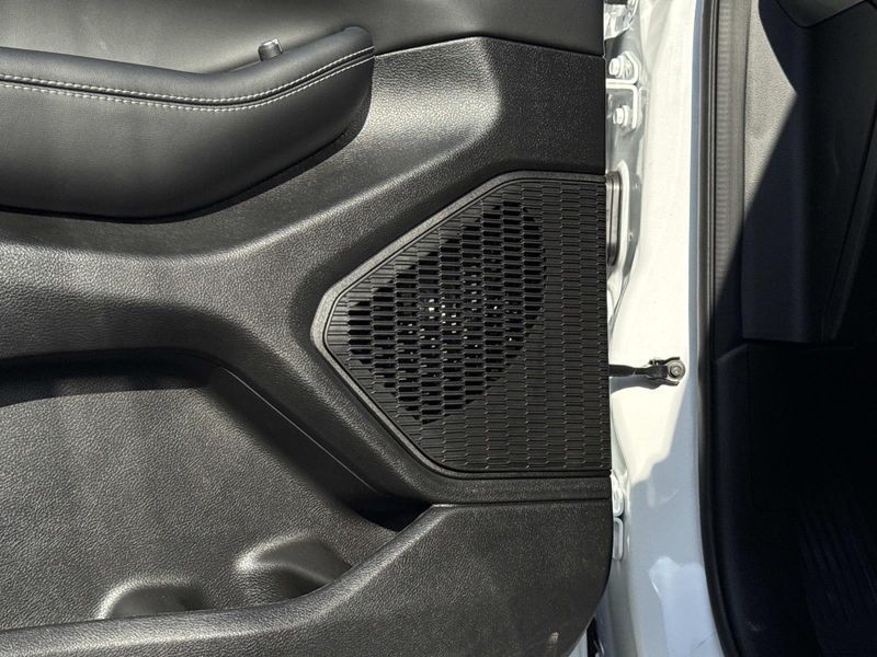 New 2026 Jeep Grand Cherokee Laredo Altitude 4x4