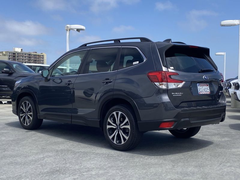 Used 2020 Subaru Forester LimitedImage 5