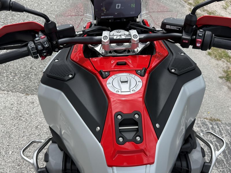 New 2026 BMW R 1300 GS Adventure 
