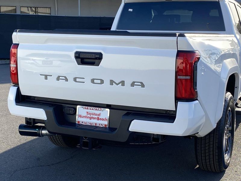 2025 Toyota Tacoma TRD SportImage 4