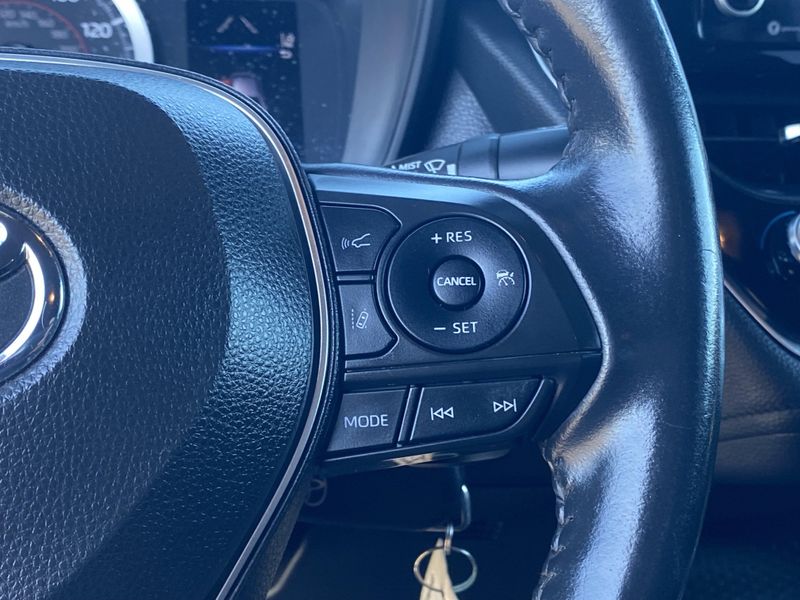 Used 2022 Toyota Corolla SE NightshadeImage 27