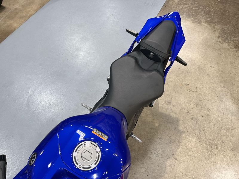 Used 2026 Yamaha YZF-R7 CA Image 12