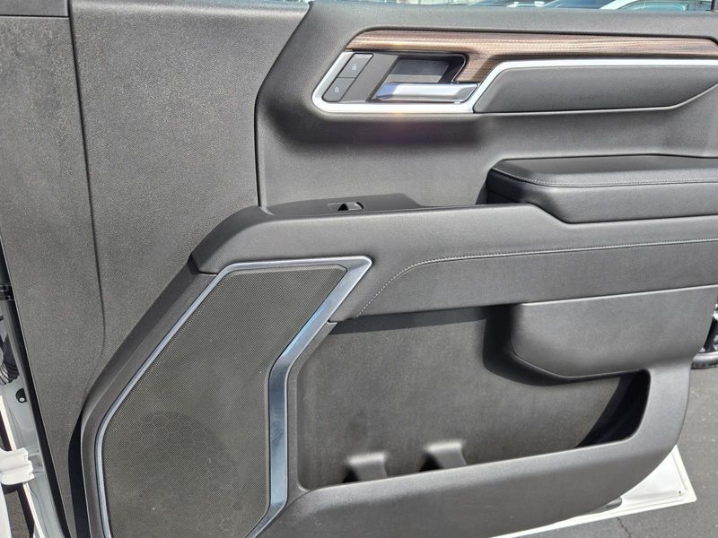 Used 2022 Chevrolet Silverado 1500 4WD Crew Cab 147 LT w/1LT