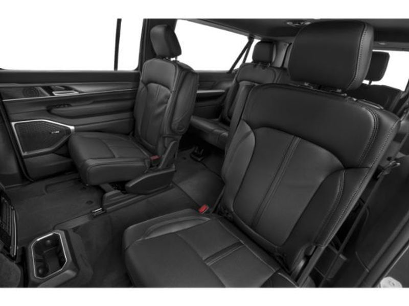 2027 Jeep Grand Wagoneer Long Wheelbase 4x4Image 12