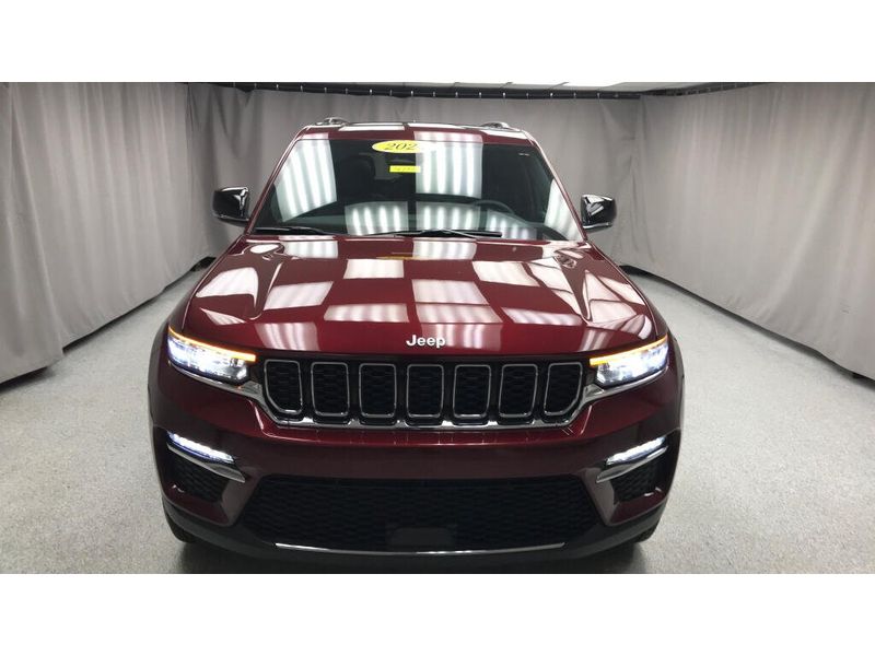 Used 2024 Jeep Grand Cherokee LimitedImage 28