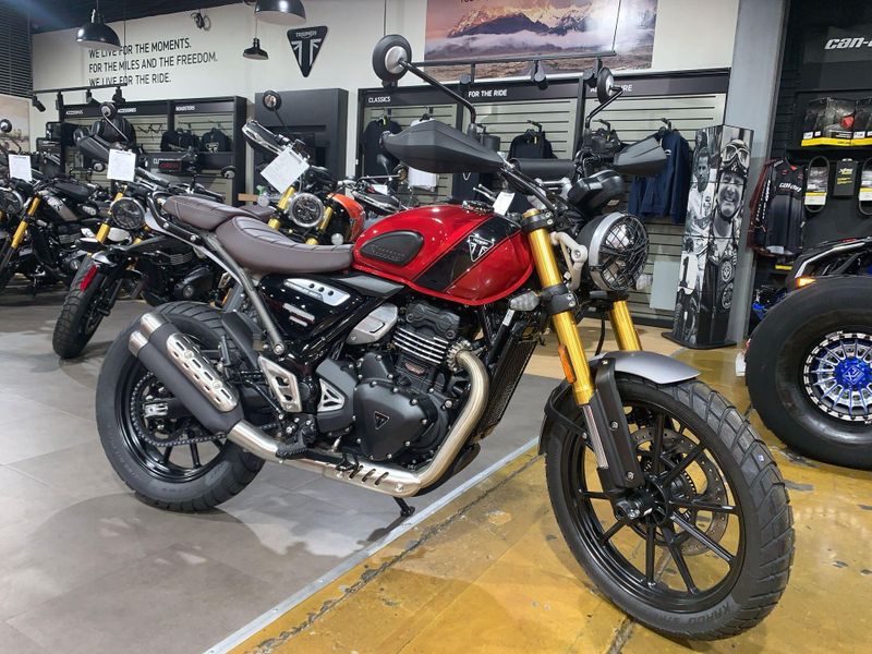 New 2025 Triumph SCRAMBLER 400 X Image 17