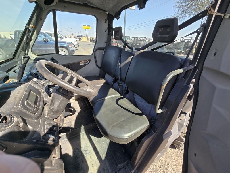 2021 Can-Am DEFENDER DPS CAB HD8Image 11