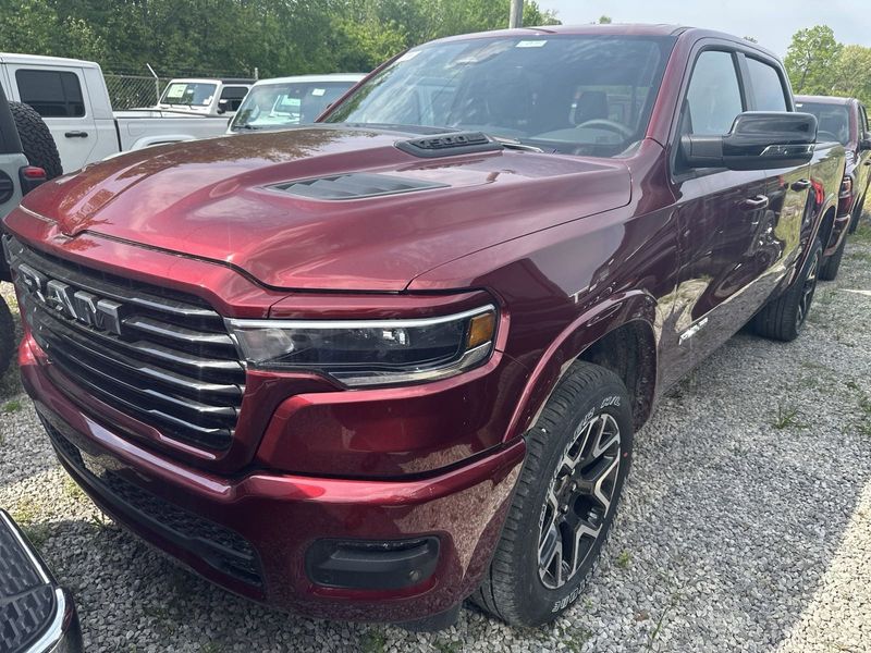 2025 RAM 1500 Laramie Crew Cab 4x4 5