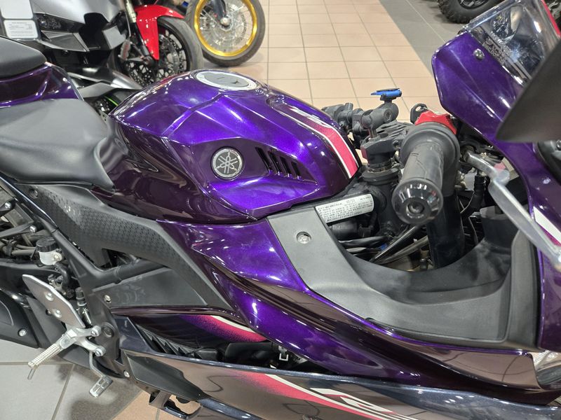 2023 Yamaha YZFR3 ABS Image 15