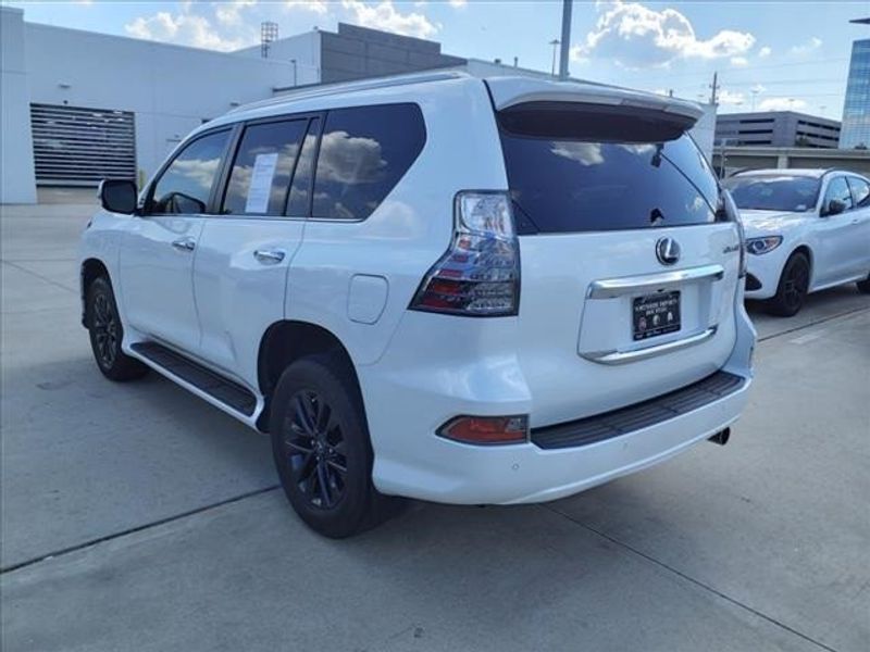 2021 Lexus GX 460Image 15