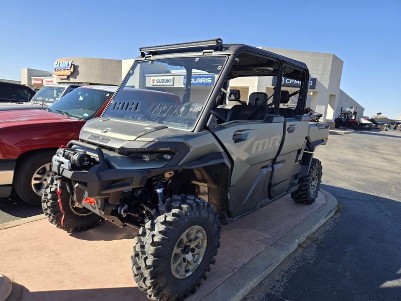 NEW 2026 CAN-AM DEFENDER MAX X MR HD11 WITH HALF DOORS Image 2