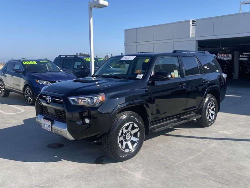 2023 Toyota 4Runner TRD Off-Road PremiumImage 8