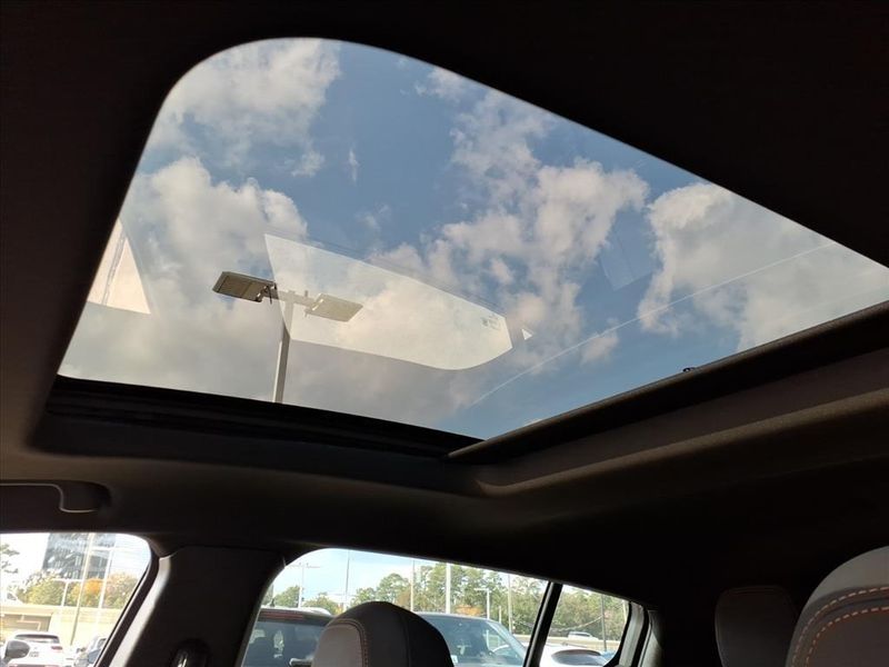 New 2025 Alfa Romeo Tonale IntensaImage 14